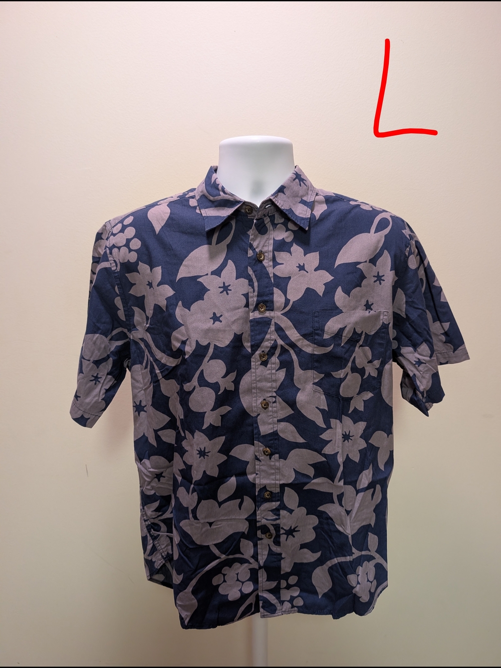 reyn spooner Navy and Light Gray Floral Camp Shirt